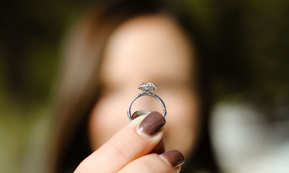 Bespoke Beauty: Custom Engagement Rings in London