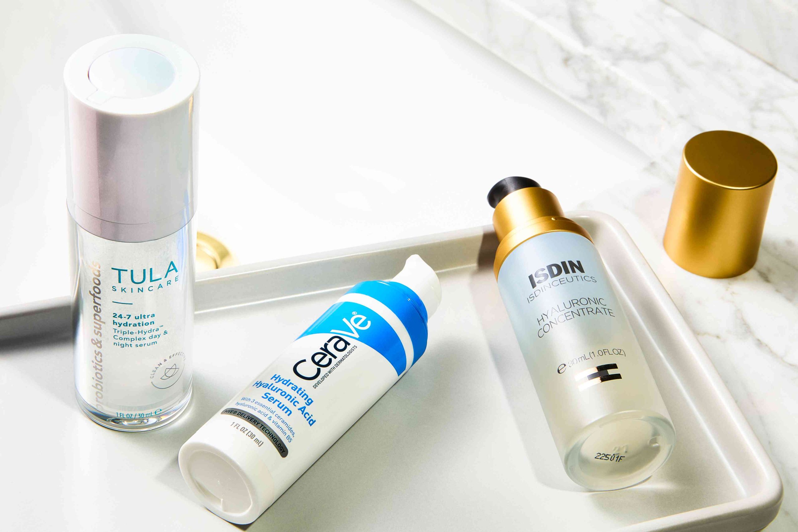 How a Hydrating Serum Can Transform Dry, Dull Skin Instantly