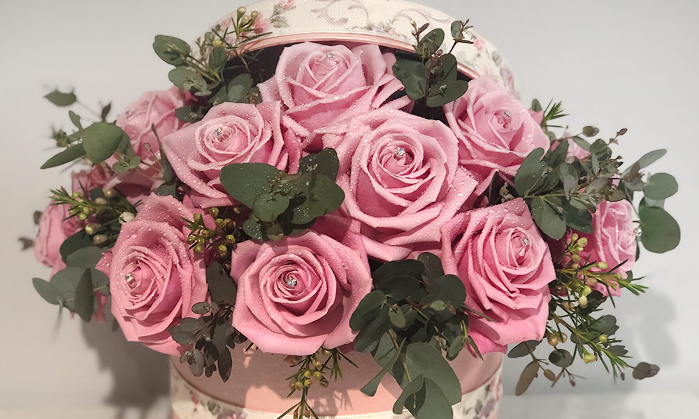 The Art of Gifting Flowers: Why Locally Sourced Blooms Make All the Difference