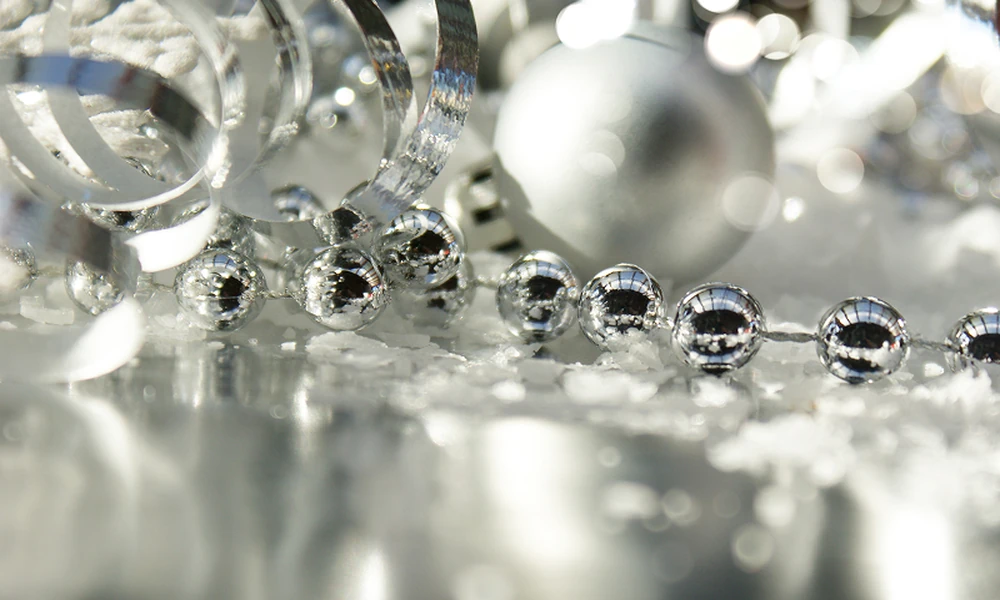 Why Premium Rhodium Metal Jewellery Resists Tarnish and Heavy Everyday Scratches